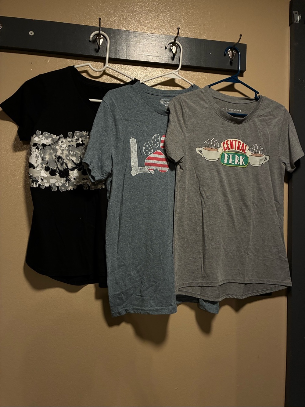 Woman’s tee bundle